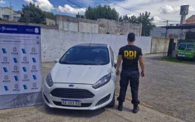DDI TRENQUE LAUQUEN, SECUESTRA AUTOMOVIL SUSTRAIDO EN EL CONURBANO BONAERENSE